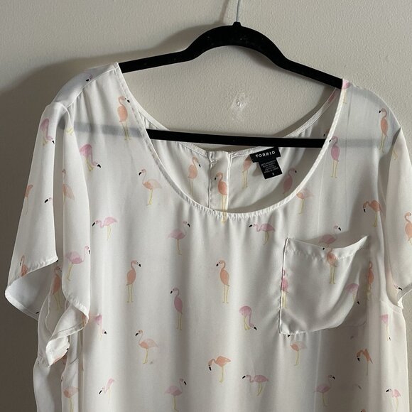 Torrid Women 3X Flamingo Print Abbey Georgette Button Back Short Sleeve Blouse - Picture 4 of 10